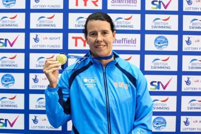 susana-schnarndorf-conquista-tres-medalhas-e-quebra-recorde-em-etapa-do-circuito-mundial1645469401